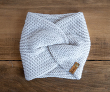 Load image into Gallery viewer, Covered Bridge Crafts - Twist Headband