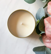 Load image into Gallery viewer, Fern &amp; Nettle - Pomegranate Spice 4 oz Candle
