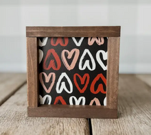 Load image into Gallery viewer, Valentine&#39;s Mini Wood Signs

