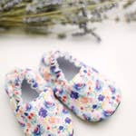 Load image into Gallery viewer, Weepereas - Baby Shoes
